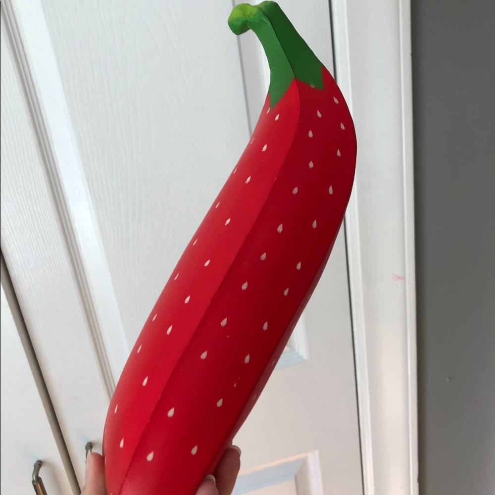 ⚡️Puni Maru Jumbo Strawnana Slow Rise Squishy⚡️